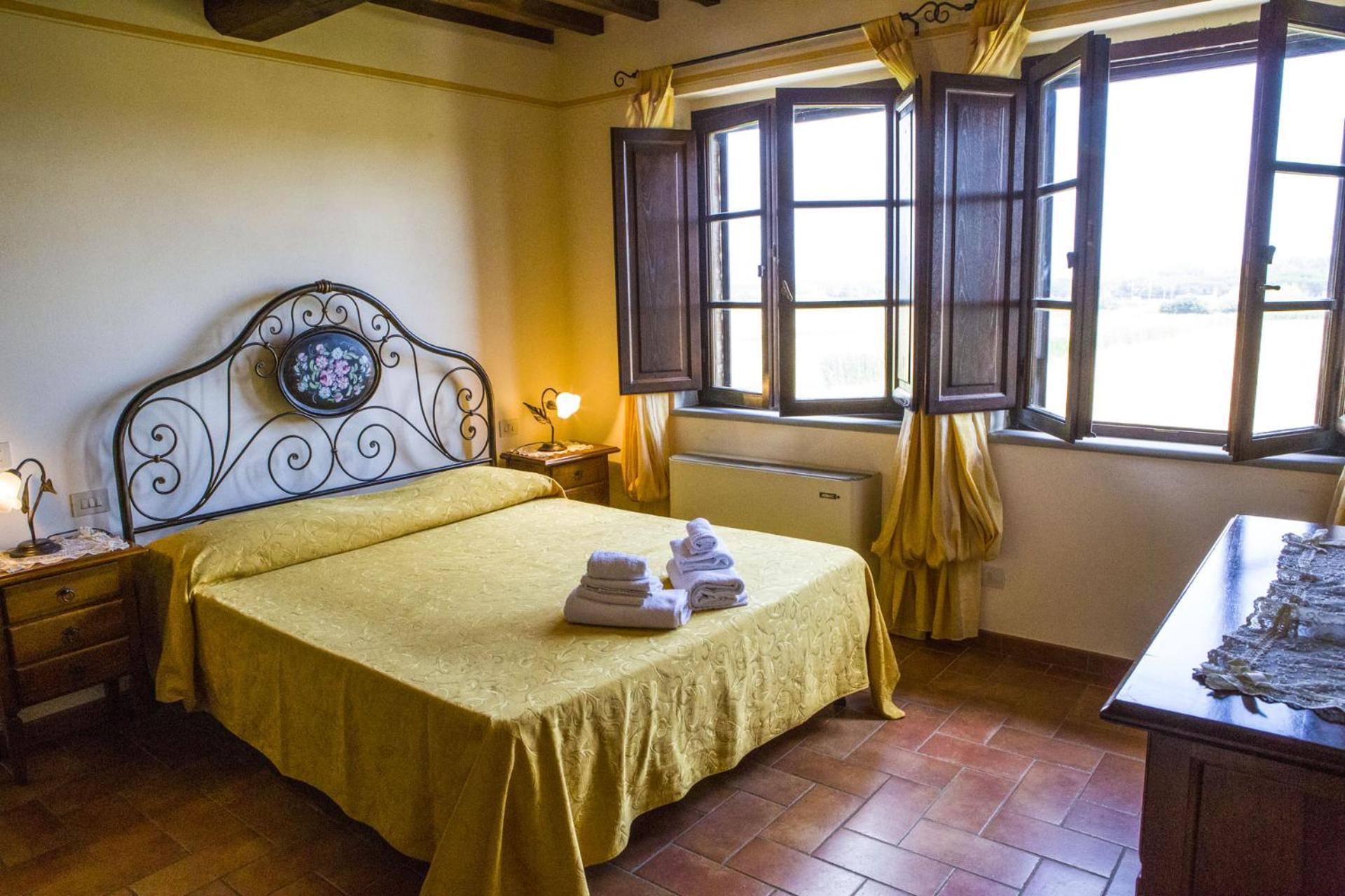 Villa Del Lago - Homelike Villas Castiglione del Lago Exterior photo